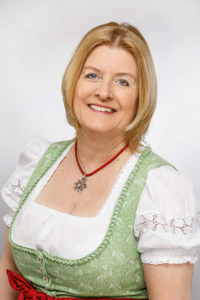 haus-der-1000-uhren-rebecca-weisser_200x300_acf_cropped_200x300_acf_cropped